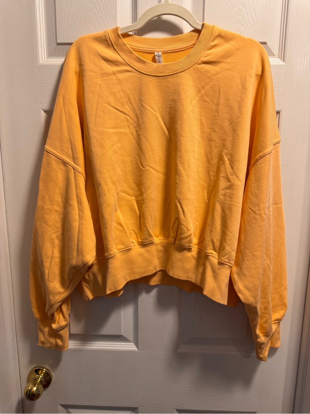 Fabletics Cozy Cropped Crewneck Sweatshirt light Orange